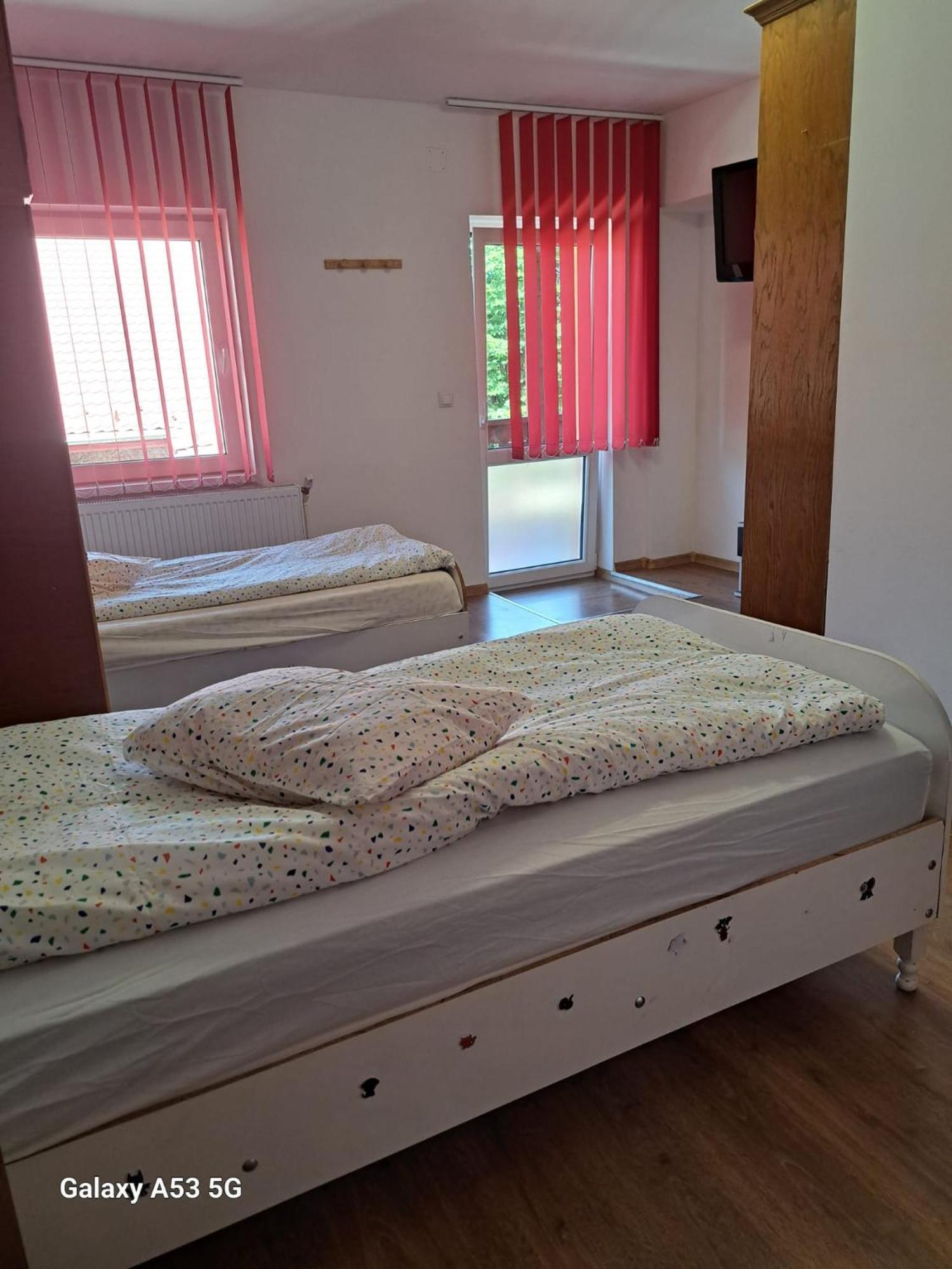 Hotel Casa Vlaicu à Braşov Extérieur photo